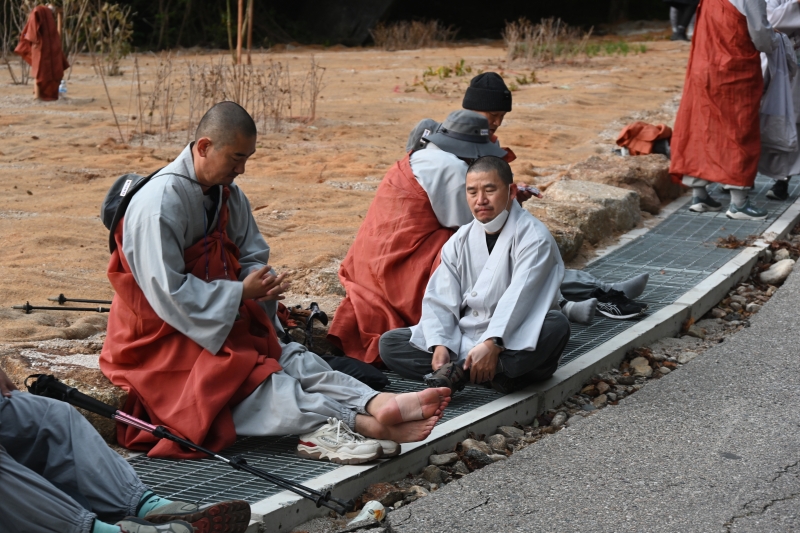 성삼재-뱀사골 구간 휴식 모습 (1)